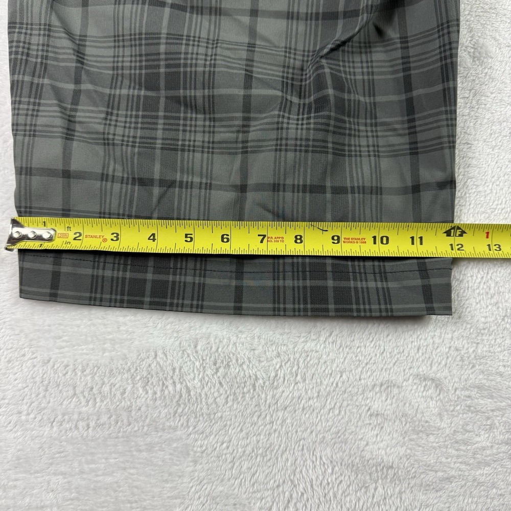 Nike Golf Tour Performance Shorts Mens 34x12 Gray Plaid Dri-Fit Tech Chino - Picture 9 of 9
